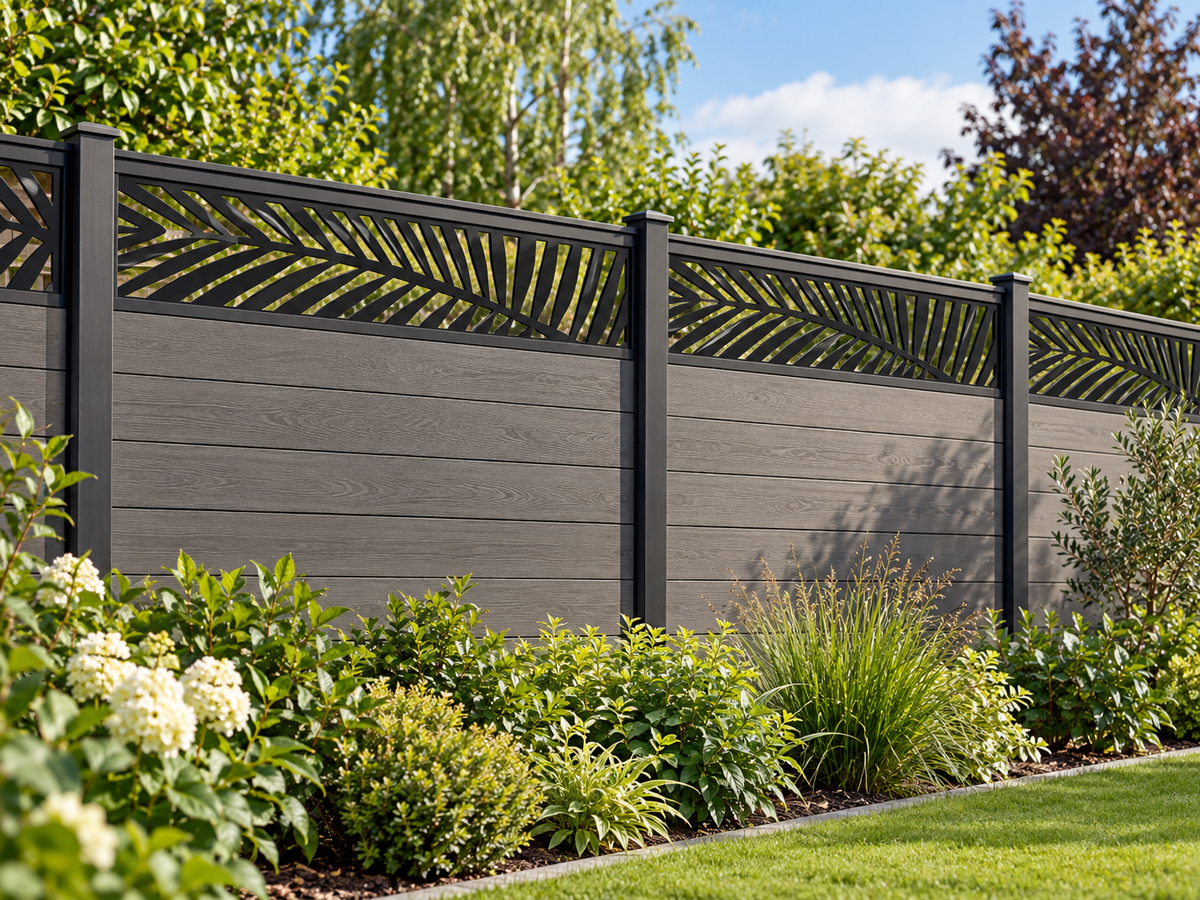 Illustrative installed Palm screen 300 mm high; pattern and dimensions indicative