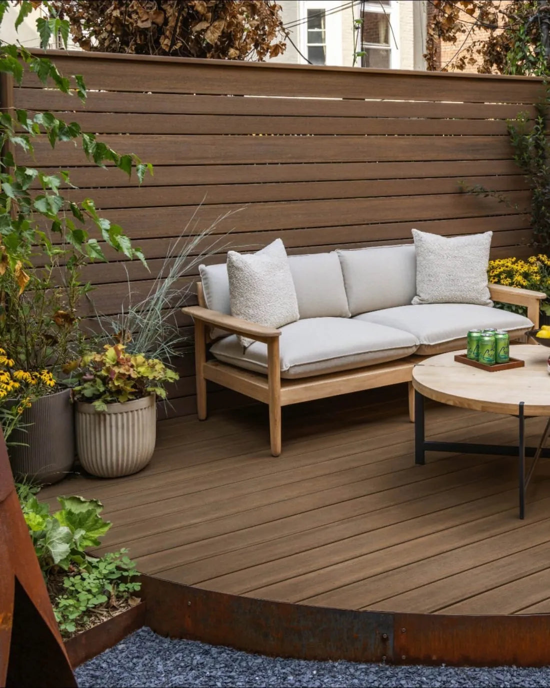Composite Prime manufacturer installation photograph: elements english walnut