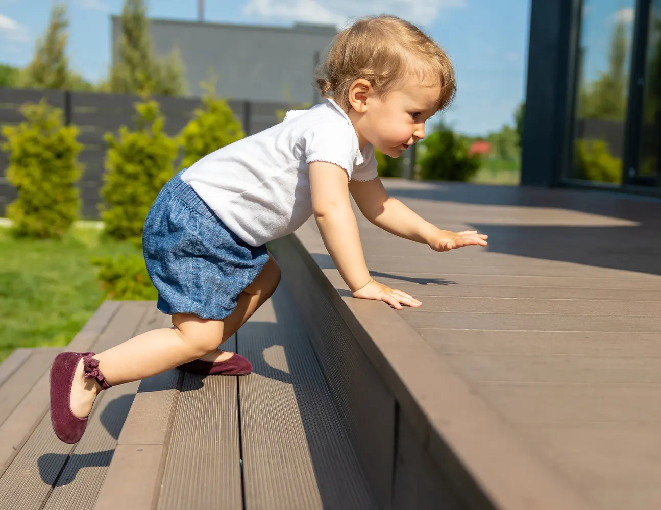 Decking_Child_Climbing_Steps